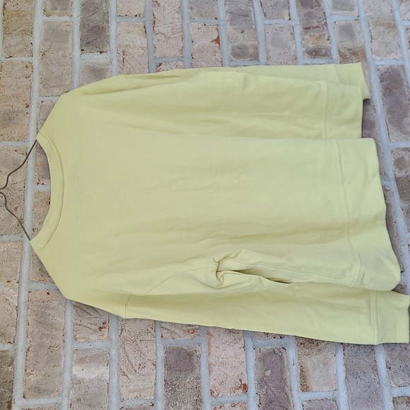 Universal Thread Yellow Sweatshirt - Picture 6 of 8